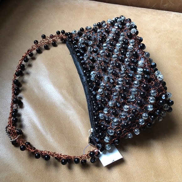 Hand beaded wire mesh bag - Picture 7 of 12